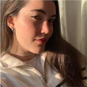 Laureanda in Scienze Biologiche (liceo frequentato: liceo classico) che offre aiuto compiti ai ragazzi